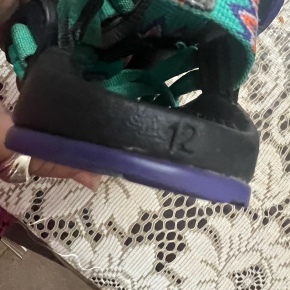 Sandals - Picture 5 of 6